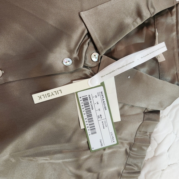 Lilysilk Timeless Silk Charmeuse Shirt Size L - Picture 6 of 11